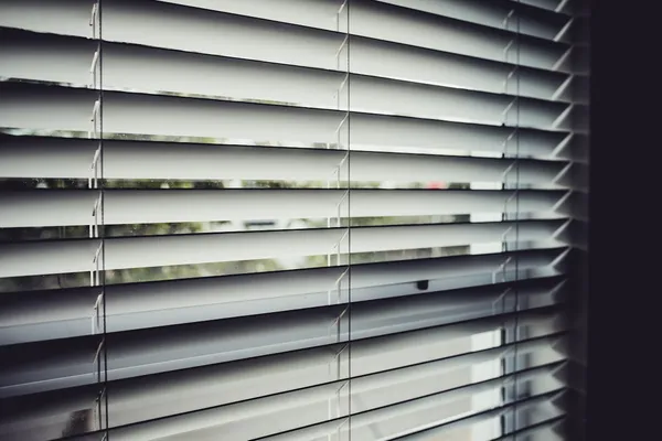 Cómo automatizar las persianas de tu casa: guía completa